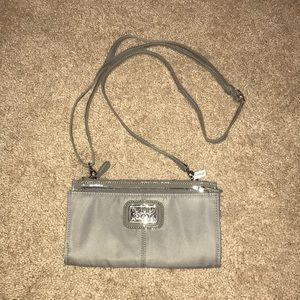 Brighton crossbody purse / wallet